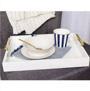 Plateau de service rectangulaire en bois poli de haute qualité, moderne, écologique, durable et compatible lave-vaisselle - Product Image 5