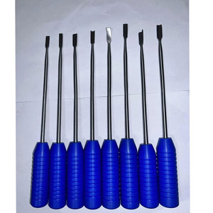Juego de 8 Retractores de Cemento Ortopédico Reutilizables para Cirugía de Cadera - Instrumentos Quirúrgicos Compatibles con Cabras y Gatos para Uso Hospitalario - Product Image 2