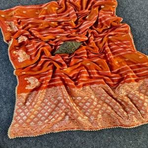 VASTRA COTTAGE Saree de Georgette de Viscosa Pura con Pallu Tejido de Lujo, Borde con Panel de Elefantes, Rayas Kanchipuram y Encaje de Diamantes - Product Image 6