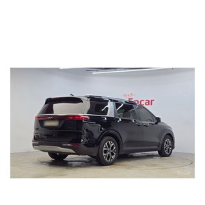 Kia Carnival Prestige 2021 de 9 Plazas con Caja de Cambios Automática, Asientos de Cuero, Volante a la Izquierda, 66,059 km, Combustible Diésel - Product Image 2