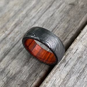 แหวนแต่งงานเหล็กดามัสกัส SJ SJ-RN-1207 สำหรับทั้งชายและหญิง รูปทรงบิดเกลียว ประดับเหล็ก สามารถปรับแต่งได้ เหมาะสำหรับงานหมั้น งานครบรอบ งานปาร์ตี้ ทันสมัย - Product Image 4