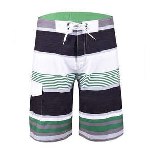 Pantalones cortos sublimados con diseños frescos y material transpirable que combina estilo y comodidad. - Product Image 1