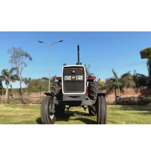 Tracteur Massey Ferguson robuste MF 385 2WD 85 HP avec accessoire de charrue à disque pour une utilisation tout terrain - Product Image 4