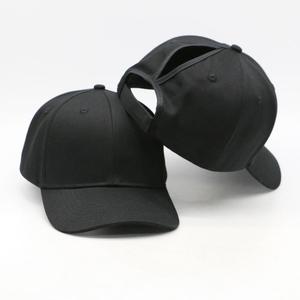 Gorra de camionero OEM 2026 con visera de malla y cola de caballo, diseño de media gorra vacía con visera empalmada, fabricada por TRIOTAKE INDUSTRY - Product Image 1