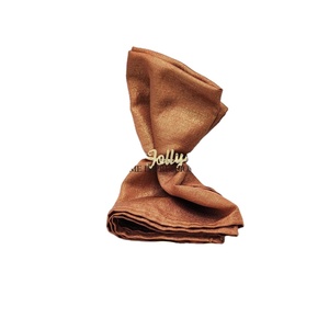 Porte-serviettes en métal, design élégant, double or, nom personnalisé, en stock, écologique, décoration de table de mariage - Product Image 1