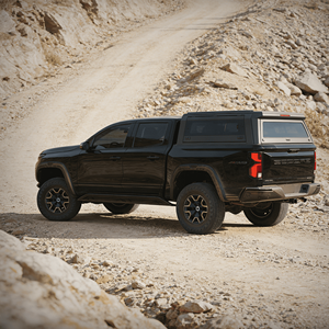 หลังคาคลุมกระบะแบบใหม่ สำหรับ <span class=keywords><strong>Isuzu</strong></span> <span class=keywords><strong>D</strong></span>-<span class=keywords><strong>Max</strong></span> และ Chevrolet Colorado (แบบเตี้ย + กล่องเก็บสัมภาระ)  น้ำหนักเบา ทนทานทุกสภาพอากาศ - Product Image 1