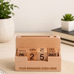 Organizador de Escritorio Ejecutivo de Madera con Calendario Reutilizable y Porta Papelería, Organizador de Escritorio Profesional de Madera para Oficina, Estudio - Product Image 1