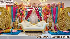 Decoración para ceremonia Sangeet con temática de Bollywood, diseño moderno y colorido para escenario de mehndi, elegante decoración para la noche de Jaggo, en venta en EE. UU. - Product Image 3