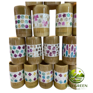 Tasse décorative en bambou naturel peinte à la main avec des motifs de lanternes de Hoi An pour les magasins de souvenirs, les cadeaux, la décoration intérieure et la vente au détail - Product Image 3