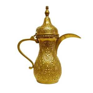 กาต้มกาแฟแบบดั้งเดิมทำจากทองเหลืองลายสลักแบบอาหรับ ดัลลาห์ กาต้มน้ำชาสไตล์ตะวันออกกลาง ของตกแต่งสไตล์โบราณ ภาชนะเสิร์ฟเครื่องดื่ม ของขวัญสำหรับการต้อนรับแขก - Product Image 3