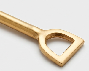Ensemble de serveurs à gâteau en laiton doré, couverts en métal de luxe, design artisanal durable, idéal pour les occasions de mariage - Product Image 2