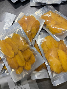 Vietnam factory Vacuum Fried Banana Chips Custom Brand Tropical Fruit Snack Crispy Vacuum Fried Banana Chips Fruit Chips food - Product Image 3