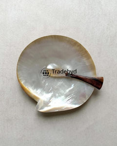 Cuillère artisanale incrustée de nacre, outil de service de luxe pour la cuisine, Tradebyd - Product Image 6