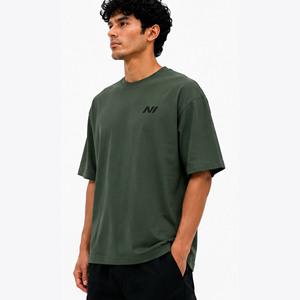 เสื้อยืดโอเวอร์ไซส์ผู้ชาย ผ้าฝ้าย สีเขียวล้วน คอกลม แขนสั้น สไตล์ลำลอง สตรีทแวร์ ระบายอากาศได้ดี ทรงพอดีตัว ดีไซน์ใหม่ - Product Image 6
