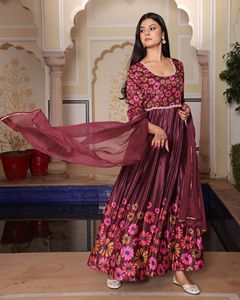 Meilleures ventes : Costume Anarkali pour femme, couleur café, manches 3/4, en crêpe de soie Chinon, semi-couture, séchage rapide, extensible, pour mariages et fêtes - Product Image 5