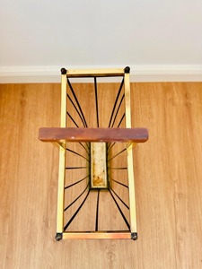 Porte-parapluies de style moderne pour cafés, rangement élégant en métal pour entrée de restaurant et décoration contemporaine – Fabriqué en Inde - Product Image 2