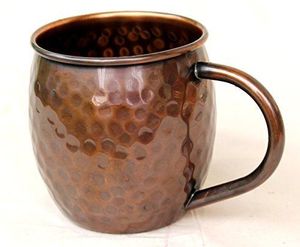 Ensemble de mugs à Moscow Mule en cuivre pour des présentations élégantes des boissons, finition martelée. - Product Image 1