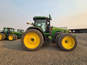 Tractor de Ruedas 4WD de Gran Tamaño 8R 340 2025, Listo para Exportación Premium - Product Image 4