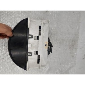 Tableaux de bord d'occasion de type S XR8F10849AL - Product Image 4