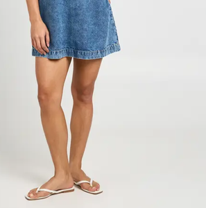 Vestido Vaquero Azul Clásico para Mujer, Moda Casual, Fabricante de Ropa al por Mayor con Etiqueta de Marca Personalizada OEM, Colección de Verano, Ropa de Boutique - Product Image 5