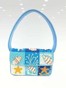 Sacs à main et pochettes personnalisables brodés de perles avec bandoulière, faits à la main par des artisans - Product Image 2