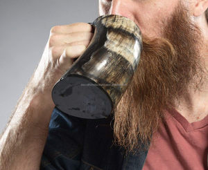 Chope à bière traditionnelle de 6 pouces, de qualité supérieure, polie, étanche, en corne, avec motif animalier, pour l'exportation - Product Image 2