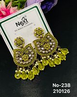 Boucles d'oreilles pendantes ethniques géométriques tendance en alliage Kundan, perles d'imitation légères et glamour pour femme, idéales pour les fêtes indiennes