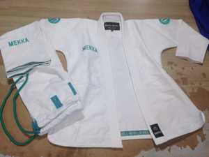 Kimono de Jiu-Jitsu 100% Coton 450 GSM Respirant avec Logo Brodé Personnalisé Service OEM - Product Image 2