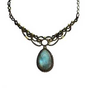 Collar de Labradorita Hecho a Mano, Gema Natural, Estilo Boho Étnico, Joyería con Colgante, Cordón Ajustable para Mujer - Product Image 3