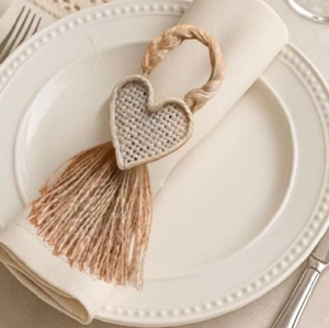 Ronds de serviette élégants en coton tissé blanc, ornés de boucles à pression en cuir chic, disponibles à prix de gros. - Product Image 2