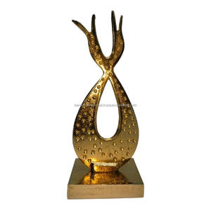 Sculpture décorative en aluminium avec finition dorée pour la décoration de la maison Sculpture en métal Articles cadeaux Diwali - Product Image 4