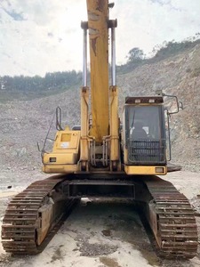 Excavateur KOMATSU Modèles PC750 PC450 PC360 CA30D d'Occasion en Excellent état Poids de fonctionnement de 40 tonnes Bon prix - Product Image 3