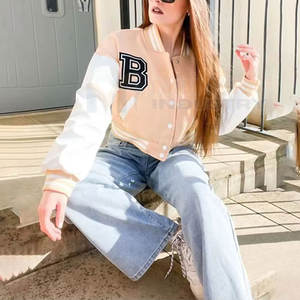 Veste de style universitaire élégante pour femmes, veste d'hiver chaude en laine 100% pour femmes - Product Image 6