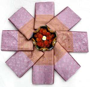 Sari de Seda Banarasi Rosa con Bordado Zari, Traje Tradicional Indio, Suave, para Bodas de Verano, Ropa Étnica, Ropa de Fiesta para Mujer, Blusa con Protección Solar - Product Image 6