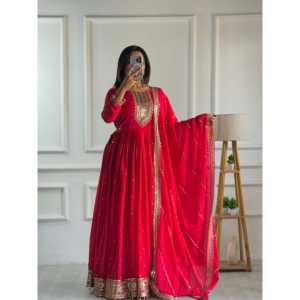 Robe de créateur XL avec broderie Séquence de travail Pent & Dupatta incluse - Product Image 3