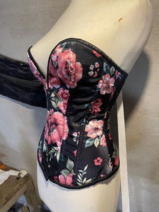 Corsé de busto de satén personalizado de la más alta calidad con huesos de acero Transpirable Control firme Adultos Moldeadores Cómodo Corsé de sublimación - Product Image 2