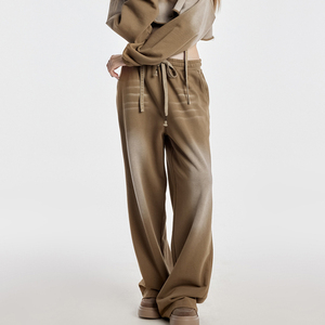 Ensemble de survêtement décontracté 2 pièces pour femme 2026 : Hoodie court et pantalon large délavé à l'acide – Collection Streetwear et Lounge - Product Image 6
