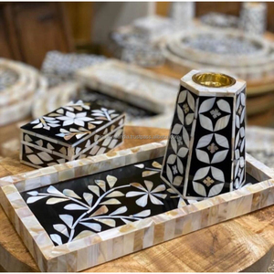 Juego de Incienso Clásico en Tonos Neutros, Elaborado en Resina, Nácar y Hueso para una Decoración del Hogar Atemporal - Product Image 6