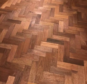 Parquet en blocs chevrons 100% Merbau certifié FSC - Product Image 1