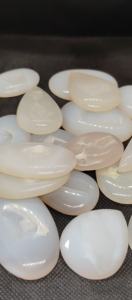Lot en gros de pierres précieuses cabochons en vrac de qualité supérieure, Agate blanche naturelle Druzy Jaipur, en promotion - Product Image 4