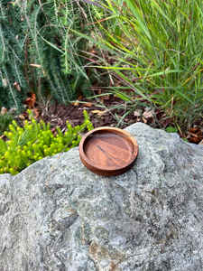 Assiette en bois de forme ronde au design luxueux pour la maison, les restaurants, les hôtels, les mariages, les fêtes, avec taille et design personnalisés - Product Image 3