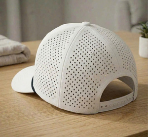 Gorra de béisbol/golf estructurada vietnamita de 5 paneles con orificios cortados a láser, bordado de cuerda y logo personalizado para hombre y mujer - Product Image 3
