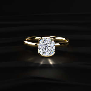 Bague en Moissanite Coussin 3 carats Qualité VVS Or Blanc 14K Sertissage Demi-Cerclé Moderne Vente Directe Fournisseur de Bijoux Professionnel - Product Image 1