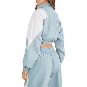 Conjunto de Sudadera Corta con Cremallera y Chaqueta Cortavientos de Nailon Personalizada para Mujer, Conjunto Deportivo de Poliéster Estilo Urbano - Product Image 3