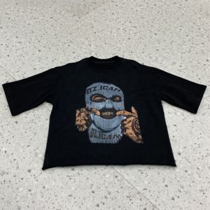 Camiseta Oversize de Streetwear Personalizada con Bajo Cortado, Hombros Caídos y Cuello Redondo, Diseño Gráfico Serigrafiado |   Algodón de 240 GSM - Product Image 4