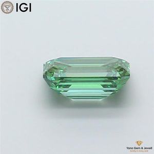 Fancy Vivid <b>Green</b> Color VVS2 Clarity Emerald Cut 1.00 CARAT CVD Lab Grown Diamond with IGI Certificate for Stylish Custom Ring - Product Image 4