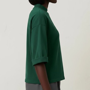 T-shirt vert à col rond pour femme, coupe ample, avec logo imprimé, haut décontracté à manches courtes en tricot, à porter en toutes saisons - Product Image 2