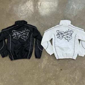 Chándal Reversible de Invierno para Tallas Grandes, Ecológico, Transpirable, con Lavado Ácido, Personalizable con Marca Privada - Product Image 2