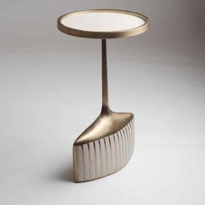 Table d'appoint ronde en métal au design quartz, table basse de qualité antique, taille personnalisée, en aluminium et laiton - Product Image 3