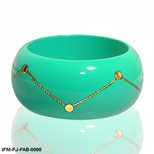 Brazalete Grueso de Resina Verde Menta Vintage con Incrustaciones de Oro y Detalle Geométrico, Joyería Retro para Mujer - Product Image 5